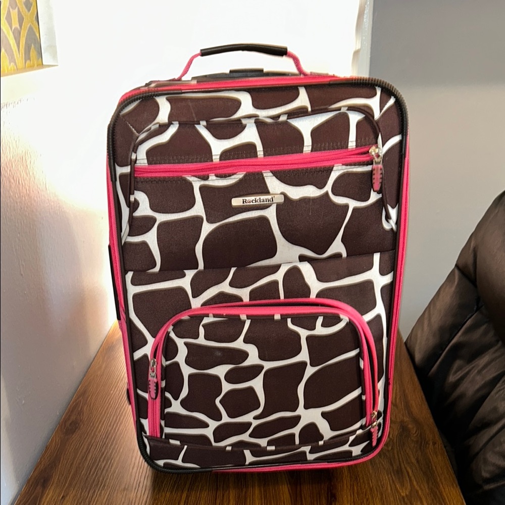 Rockland Giraffe Print Suitcase Luggage